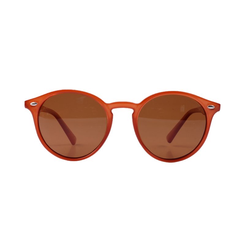 EO Sunwear in summer milky orange style
