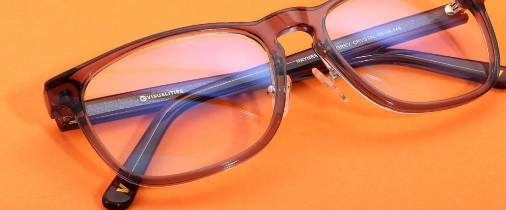 The Advantages of Anti-Radiation Eyeglasses