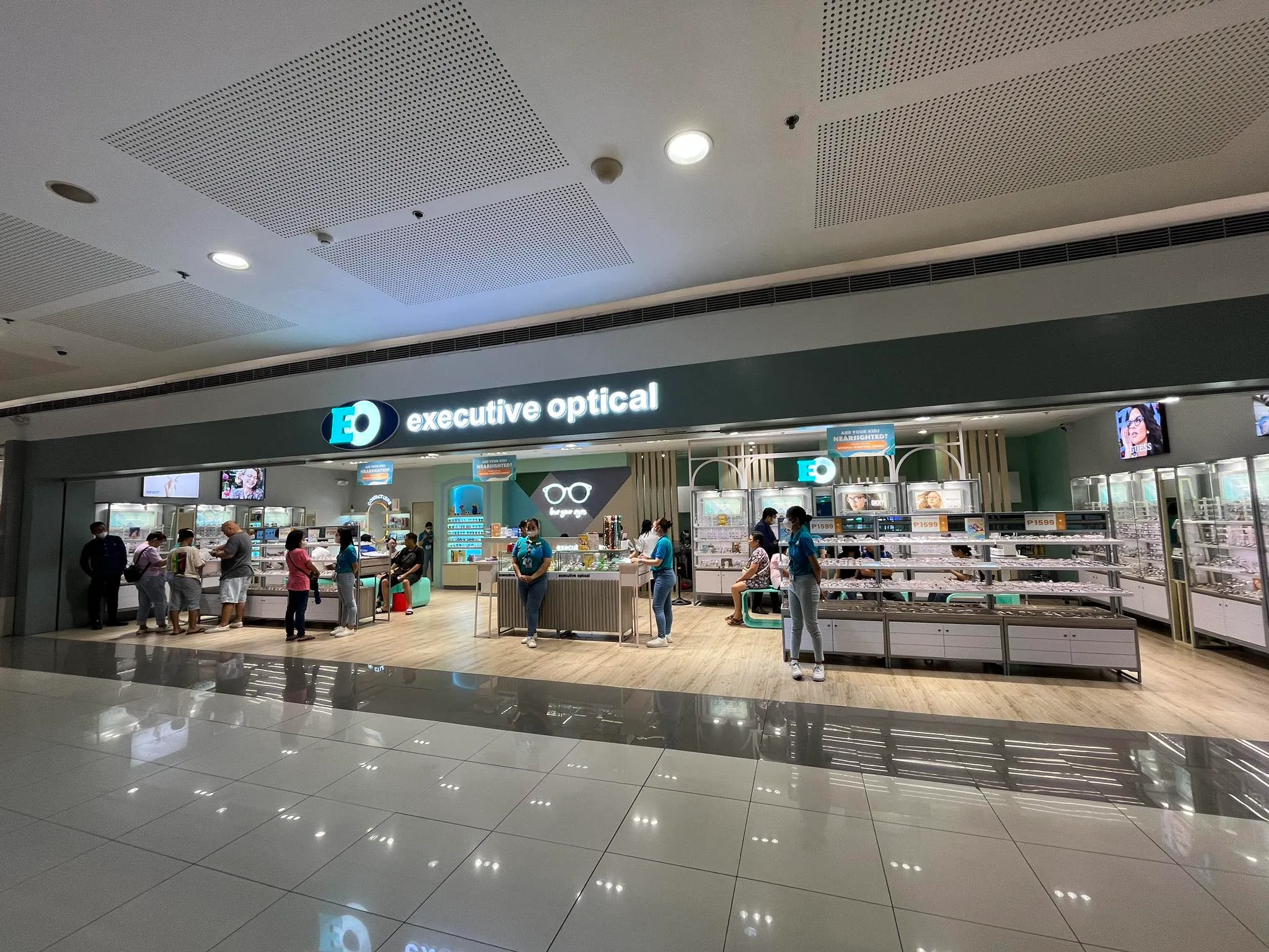 EO SM Sucat Branch