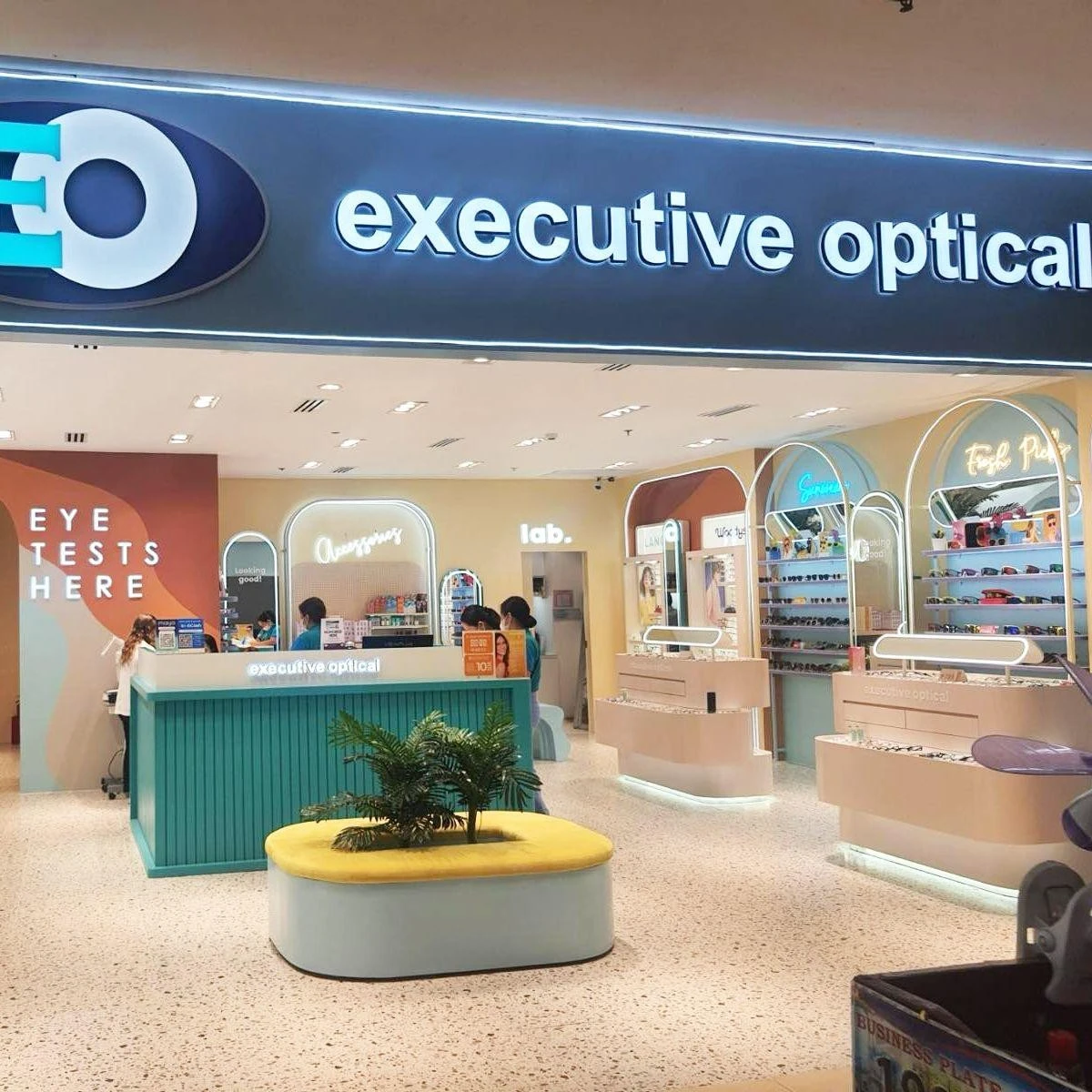 EO Victory Park and Shop Mall