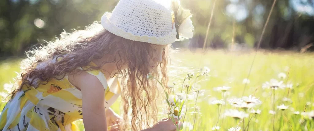 Kids Playing under the Sun - How to Prevent Eye Damage