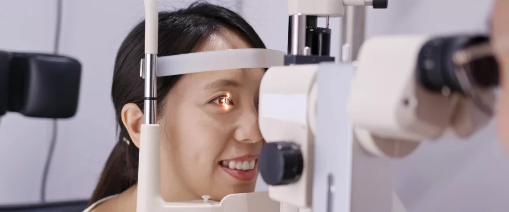 what causes floaters in your eyes