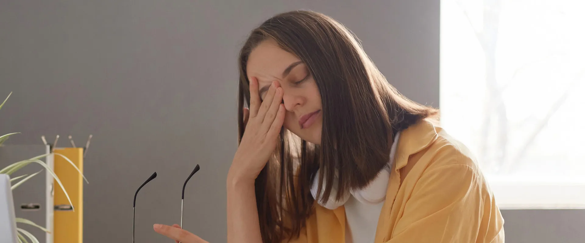 Girl rubbing her eyes - protect your vision