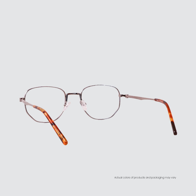 MCMILLAN_(FR)_MC2417_C6_WEBB