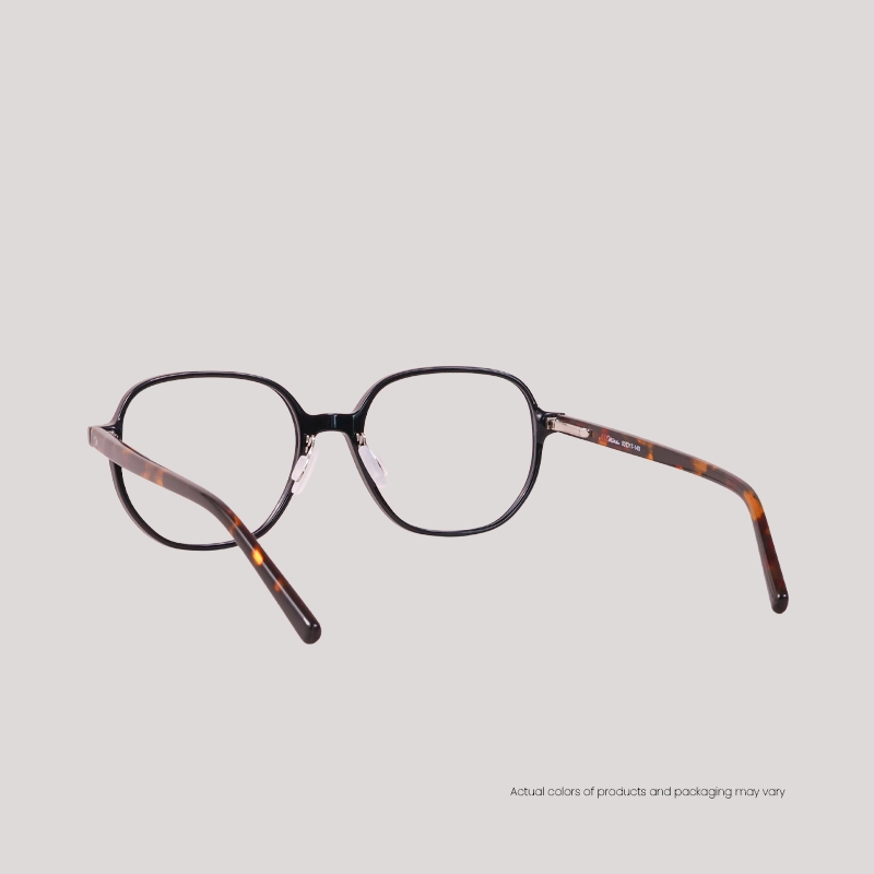 MCMILLIAN_(FR)_MC2413_C8_WEBB