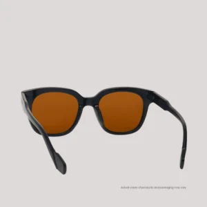 SHIELDS_(SG)_3970_C2_WEBB