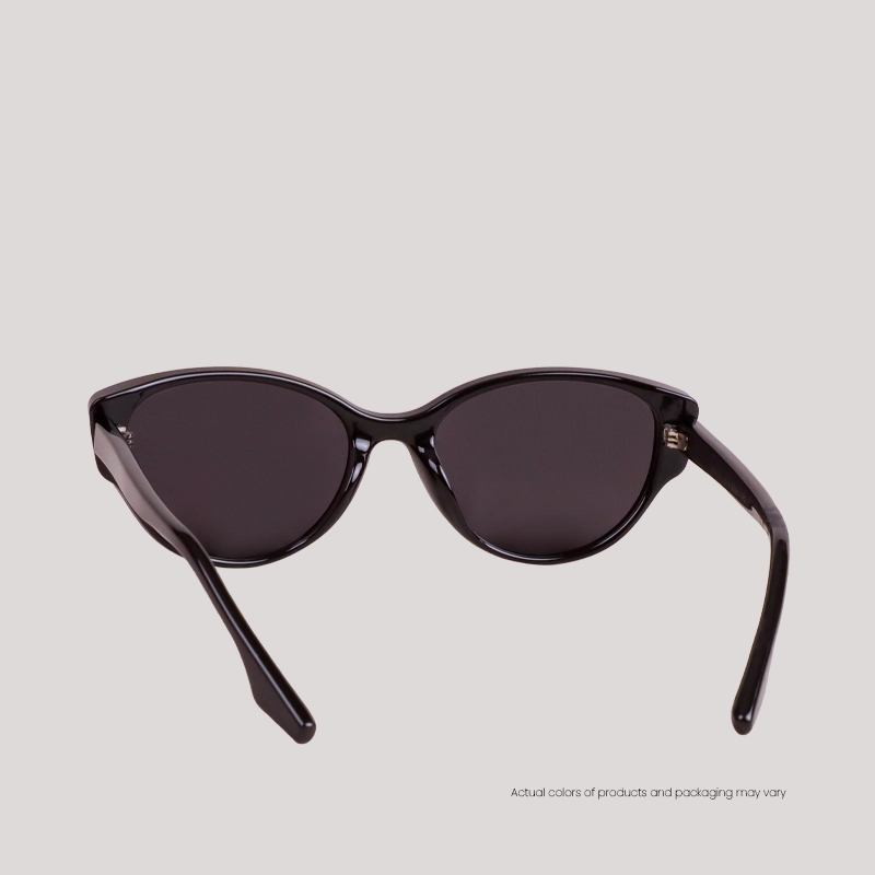 SHIELDS_(SG)_TR2540_C1_WEBB