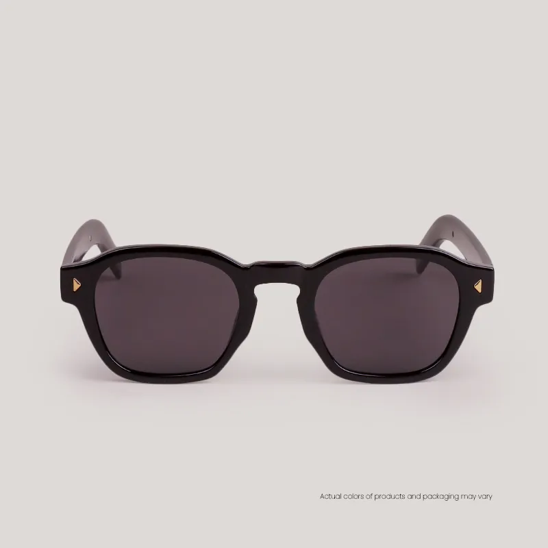 SHIELDS_(SG)_TR2572_C1_WEBF