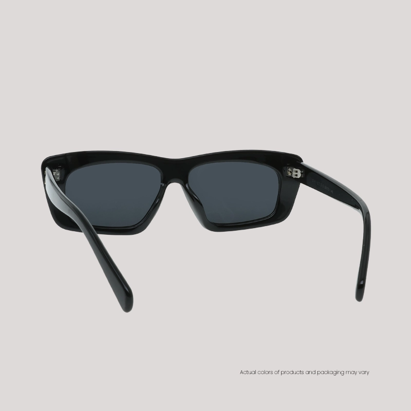 SHIELDS_(SG)_GS2004_C1_WEBB