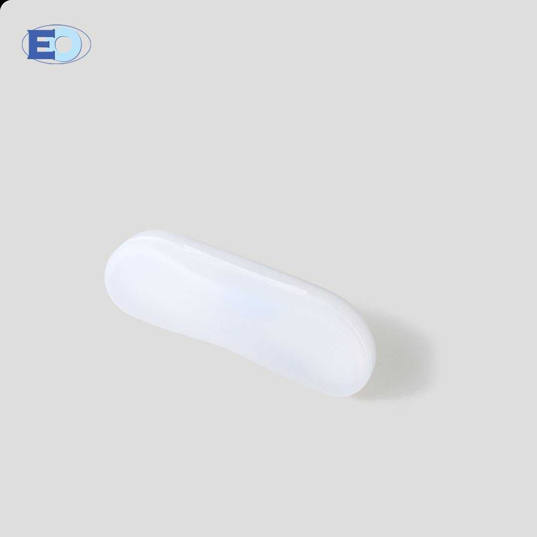 3 OTHER ANGLE - EO CASE WHITE