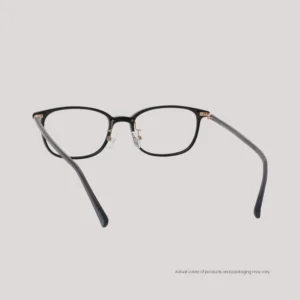 VISUALITIES_(FR)_TENI_SHINYBLACK_WEBB