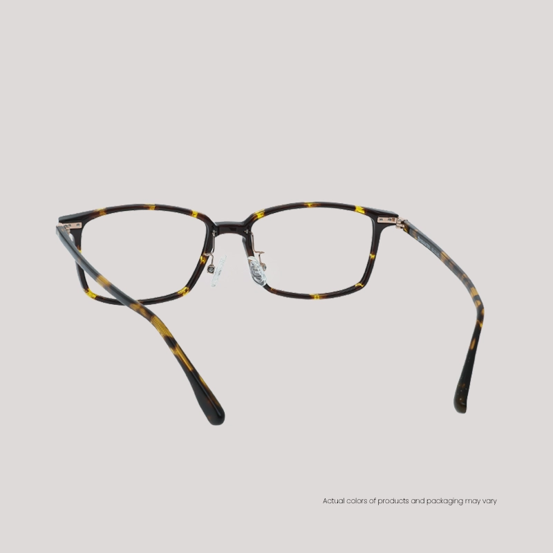 VISUALITIES_(FR)_ZARI_SHINYDEMI_WEBB