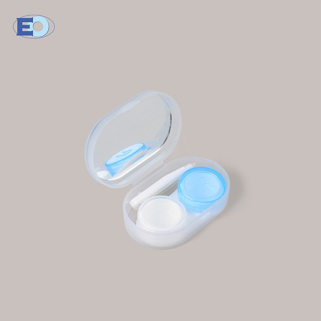 1 COVER PHOTO A - CL CASE WL2215 - BLUE