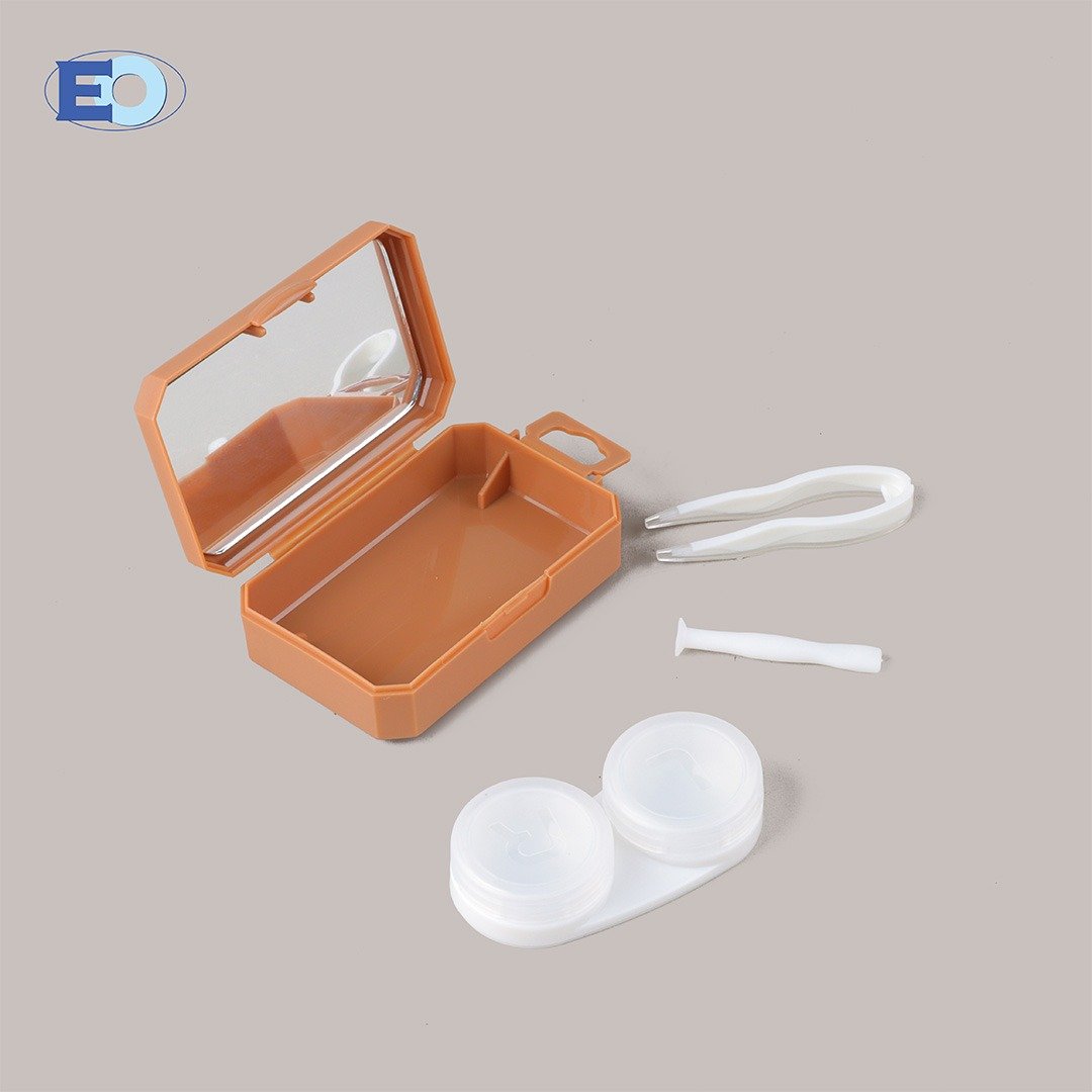 3 OTHER ANGLE - CL CASE WL2114 - BROWN