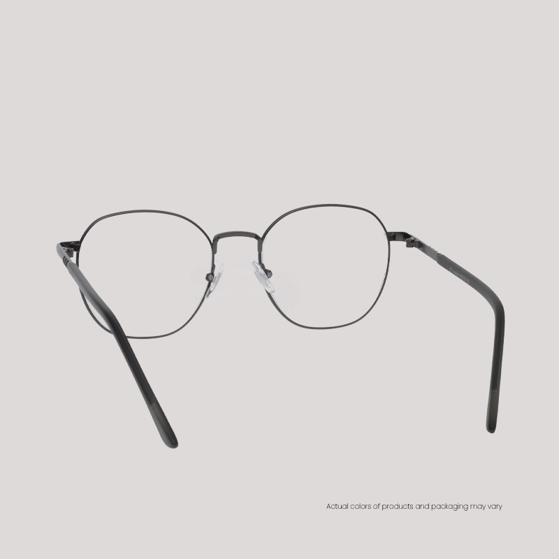 EO READERS_(RG)_READ2509_GUN_WEBB