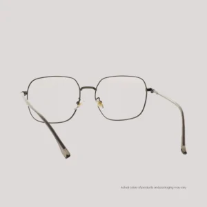 INSTYLE_(FR)_IN22029_C7_WEBB