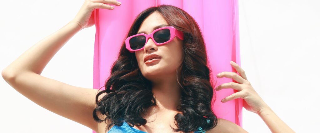 lens crazing looks like