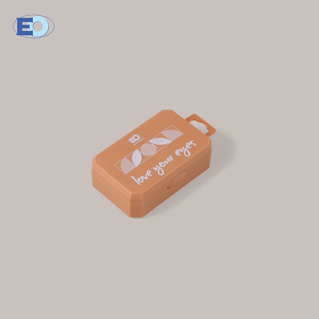 1 COVER PHOTO B - CL CASE WL2114 - BROWN