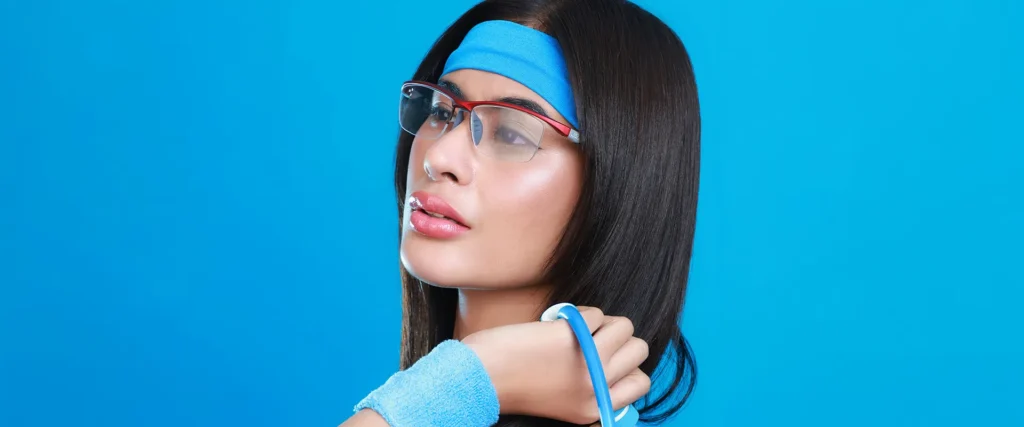 exercising with glasses - eo sports